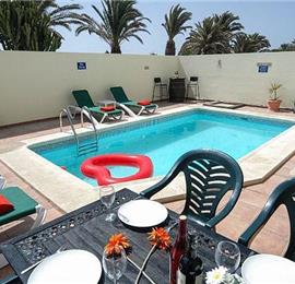 4 Bedroom Villa with Pool in Costa Teguise, Sleeps 6-8